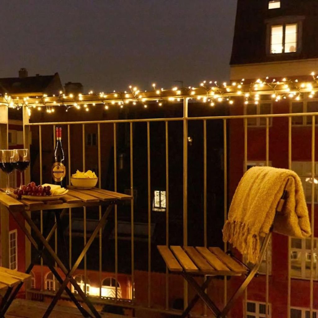 Stunning 2 BR Home on Nyhavn with Private Balcony